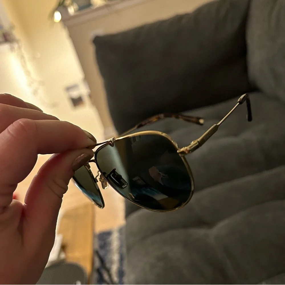 Never worn coach aviator sunglasses - Picture 3 of 4